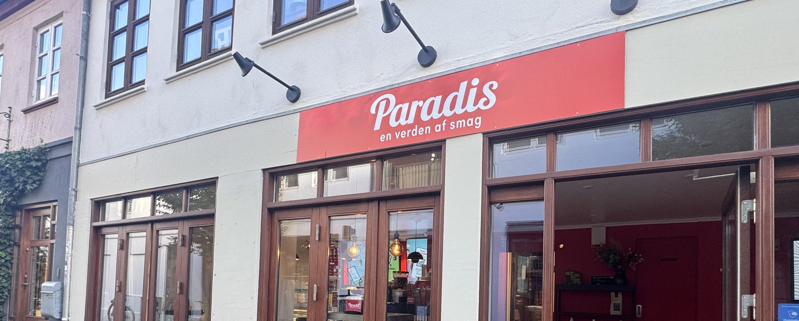 Paradis Is, Horsens